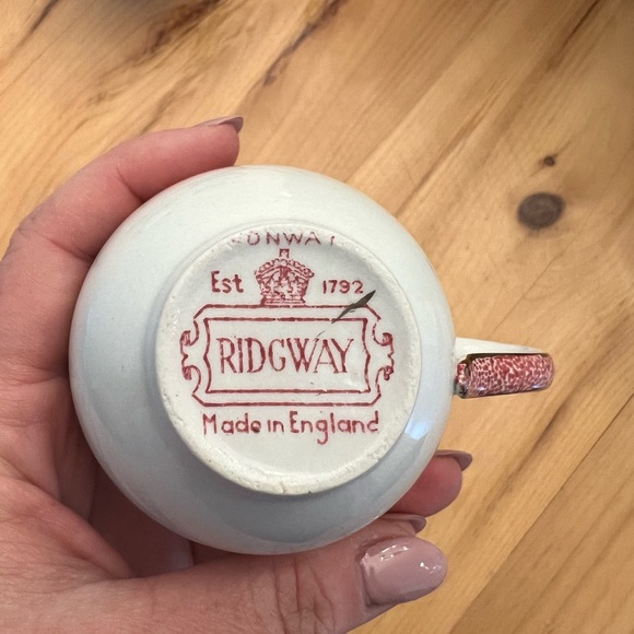 Set of four Ridgway demitasse cups and saucers - Picture 2 of 6